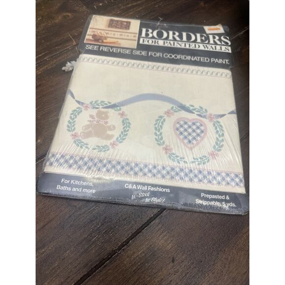 VTG Lot of 3 NEW Borders for Painted Walls C&A Wall Fashions Heart Bear Wreath - Picture 8 of 9